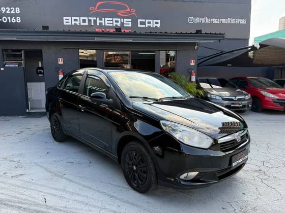 FIAT GRAND SIENA 1.4 MPI ATTRACTIVE 8V FLEX 4P MANUAL FIAT GRAND SIENA 1.4 MPI ATTRACTIVE 8V FLEX 4P MANUAL